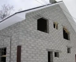 Двухэтажный дом из пеноблоков